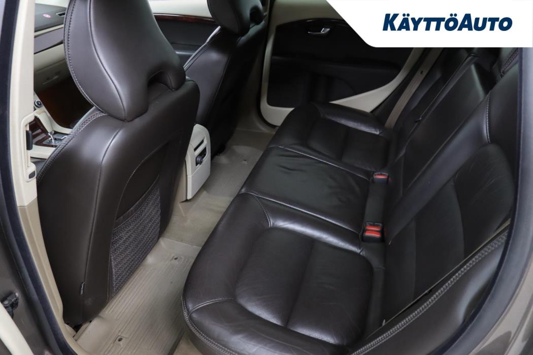 VOLVO XC70 2008