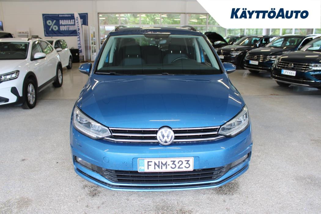 VOLKSWAGEN Touran 2019