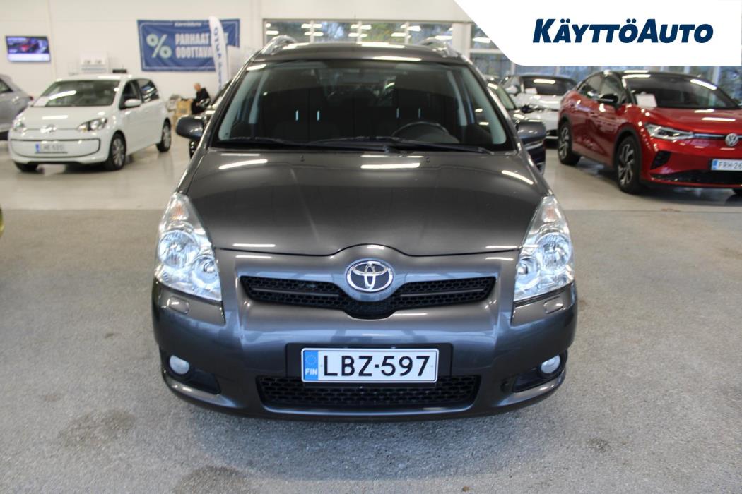 TOYOTA Corolla Verso 2008