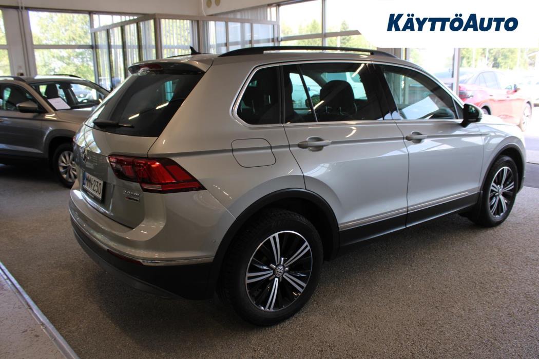 VOLKSWAGEN Tiguan 2016