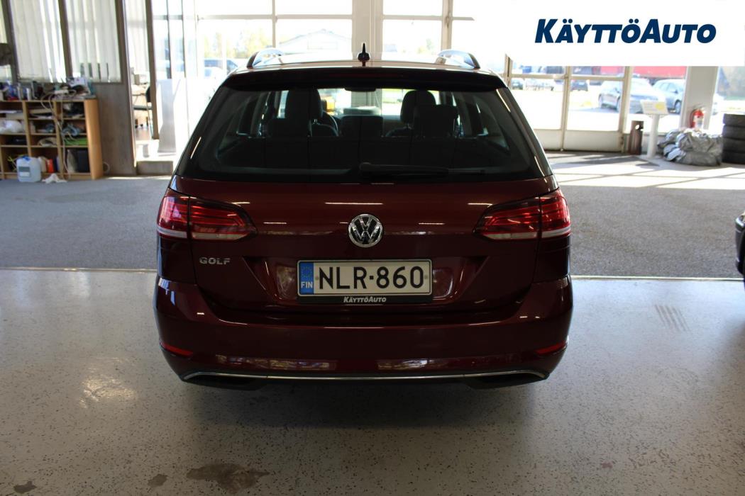 VOLKSWAGEN Golf 2020