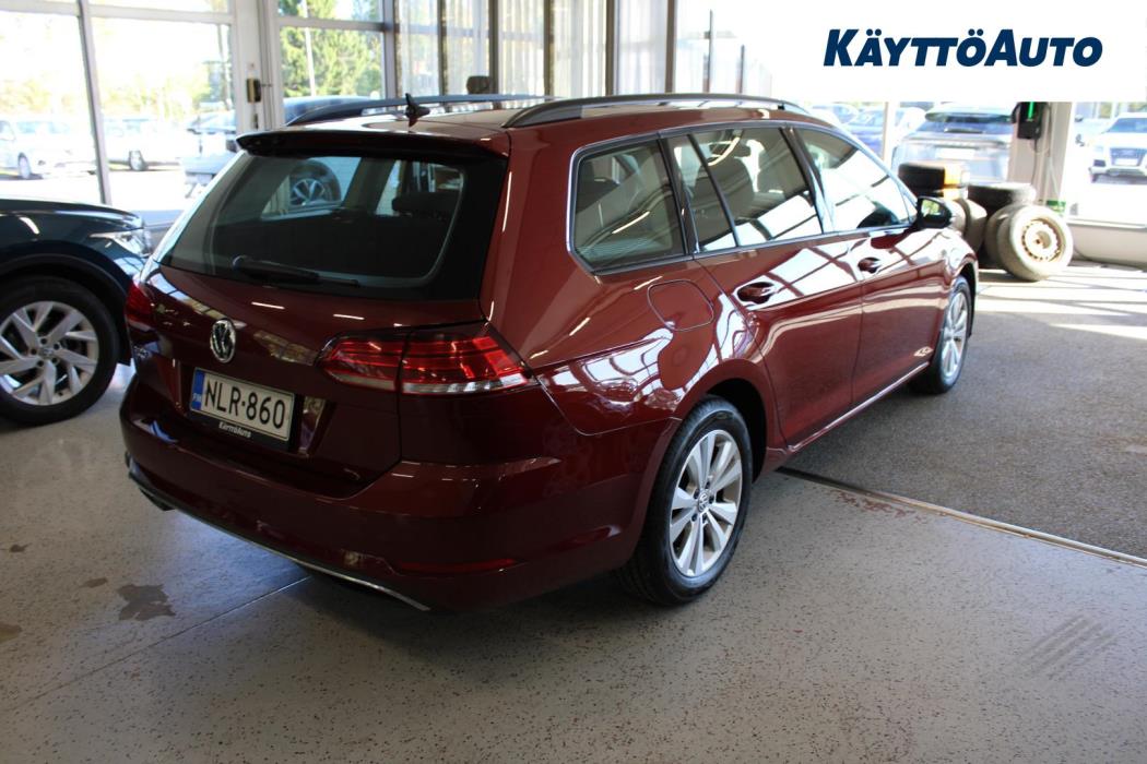 VOLKSWAGEN Golf 2020