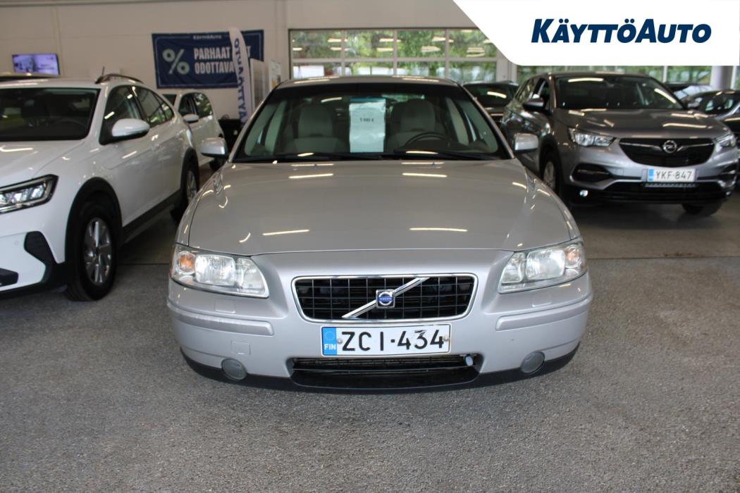 VOLVO S60 2005