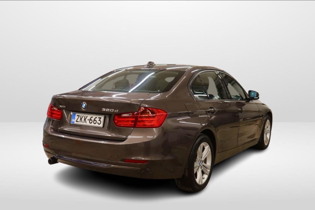 BMW 320 2015