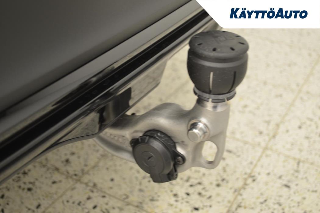 Mercedes-Benz E 2023