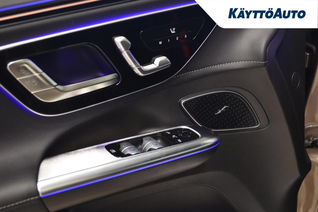 MERCEDES-BENZ EQE 2025