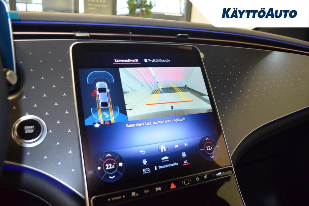 MERCEDES-BENZ EQE 2025