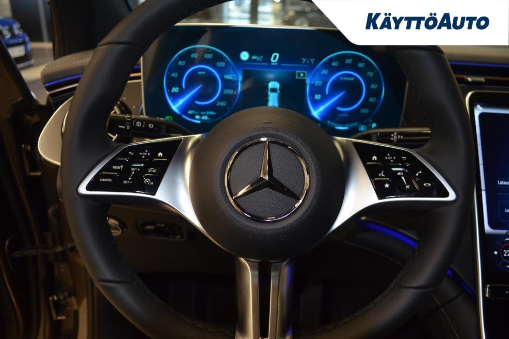 MERCEDES-BENZ EQE 2025