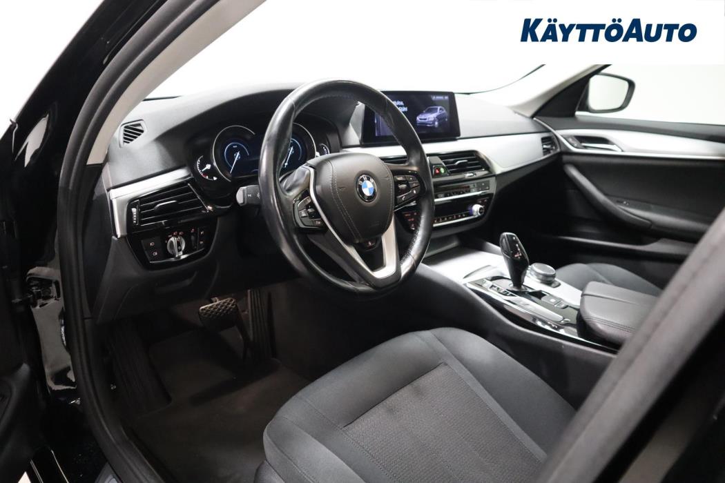 BMW 530 2019