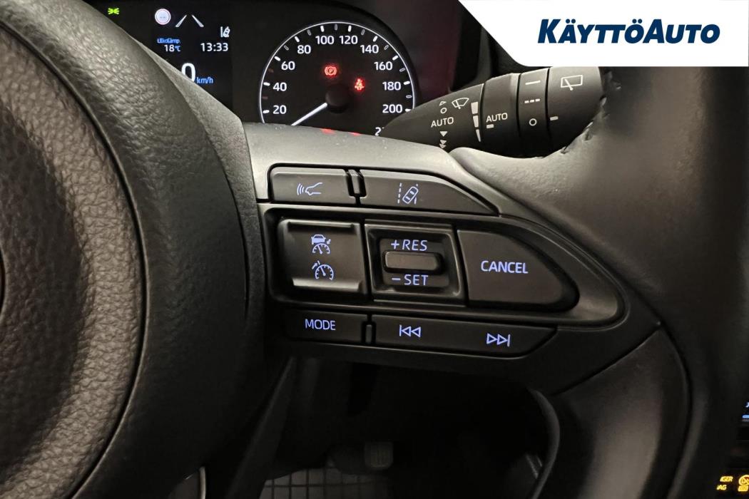 TOYOTA Yaris 2022
