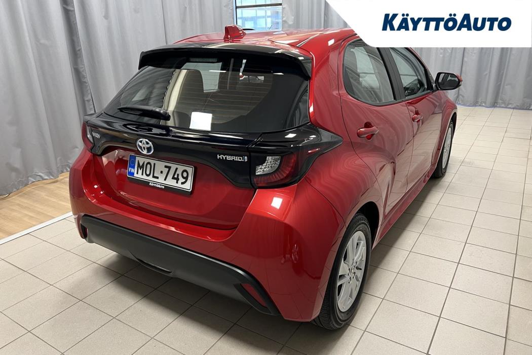 TOYOTA Yaris 2022