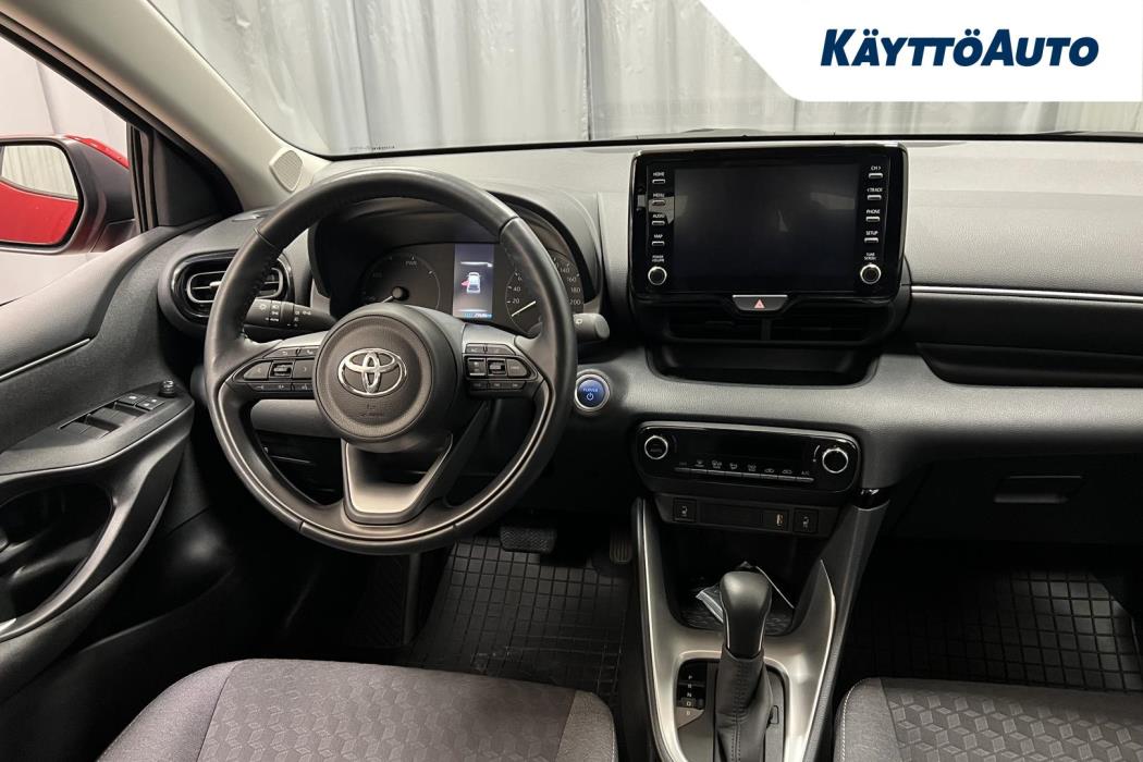 TOYOTA Yaris 2022
