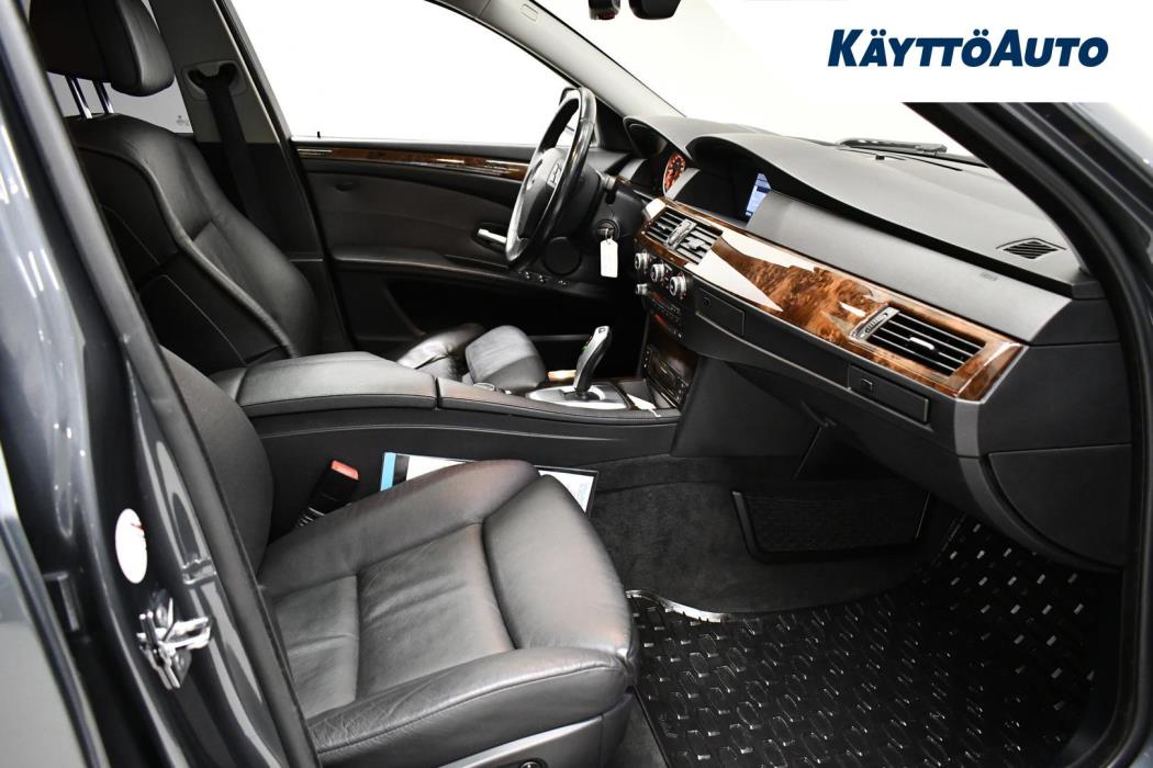 BMW 525 2008