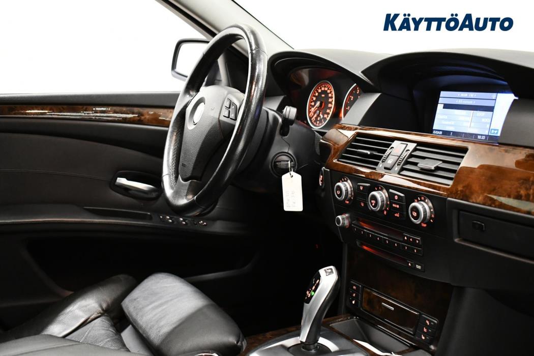 BMW 525 2008