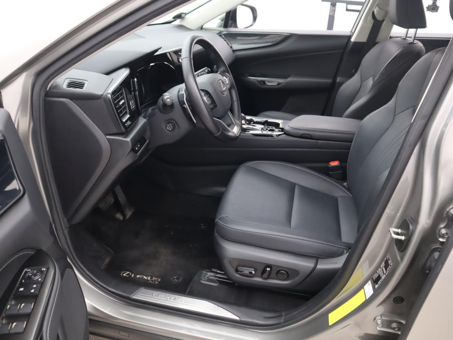 LEXUS NX 2023