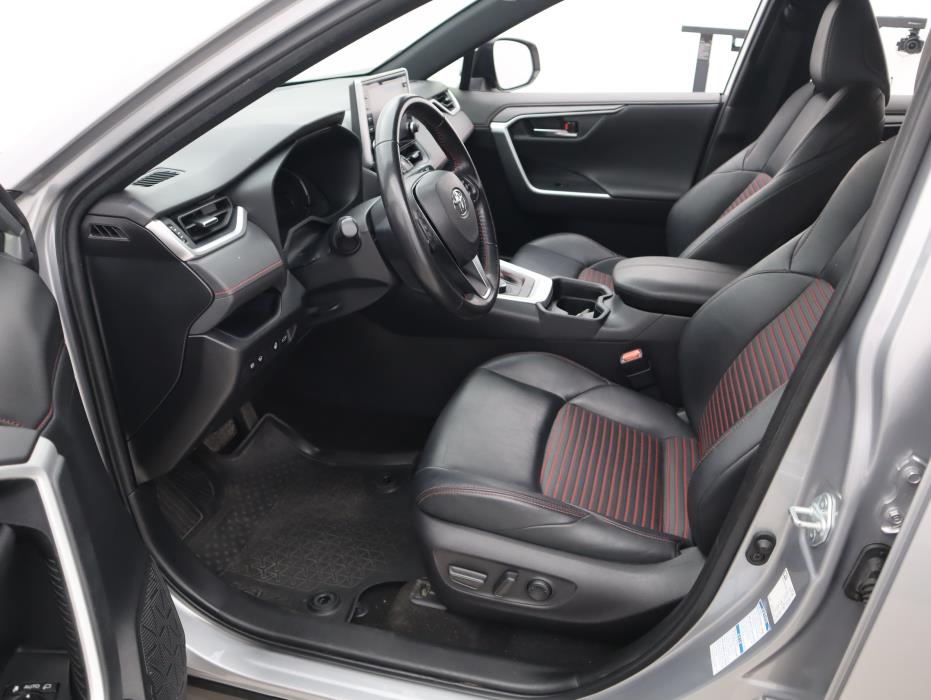 TOYOTA RAV4 Plug-in 2021