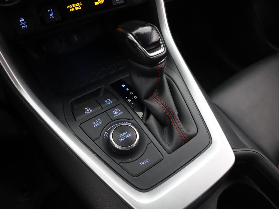 TOYOTA RAV4 Plug-in 2021