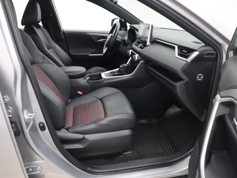 TOYOTA RAV4 Plug-in 2021
