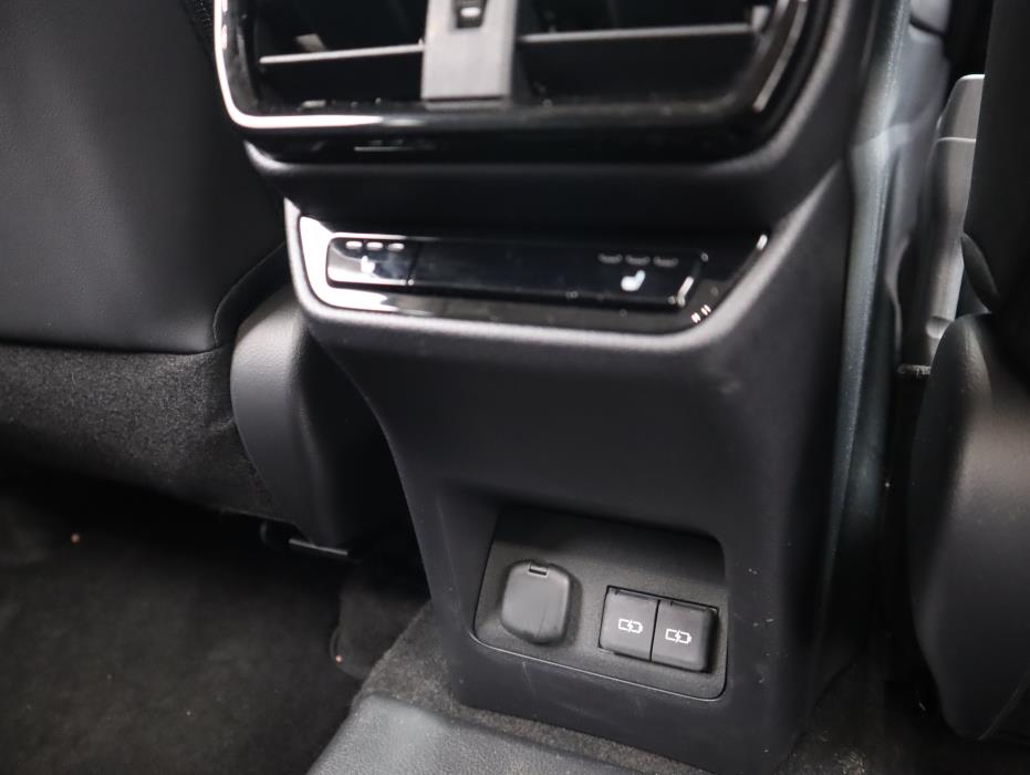 Lexus NX 2024