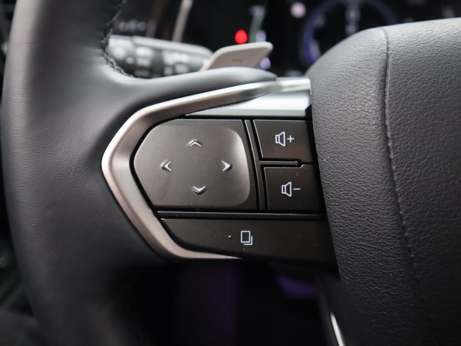 Lexus NX 2024
