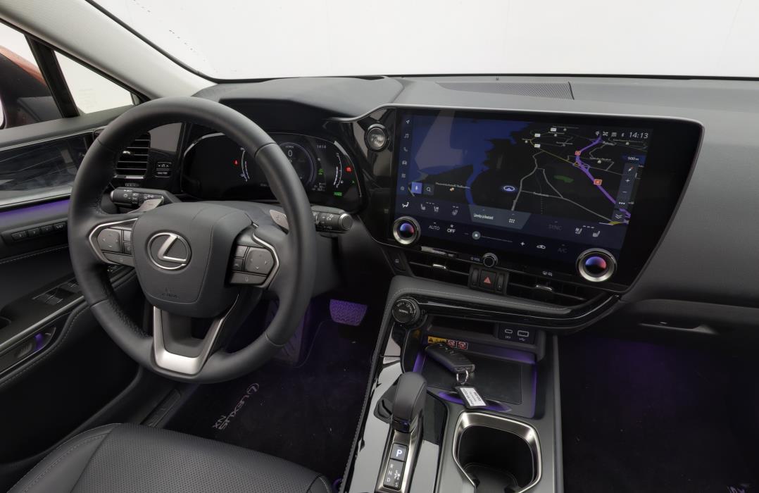 Lexus NX 2024