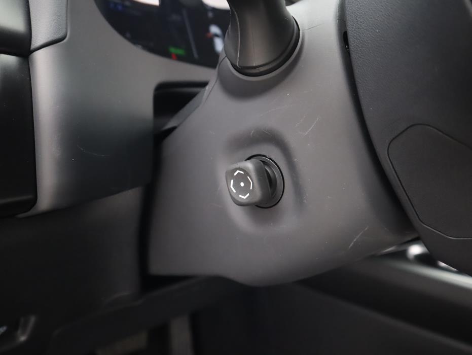 Lexus UX 2024