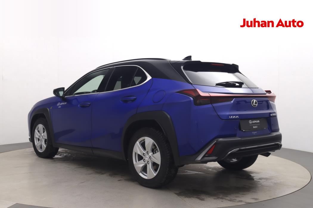 Lexus UX 2024