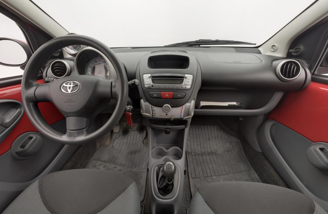 TOYOTA Aygo 2006