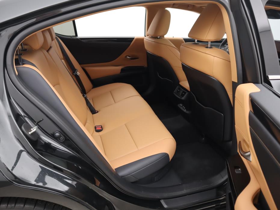 LEXUS ES 2024