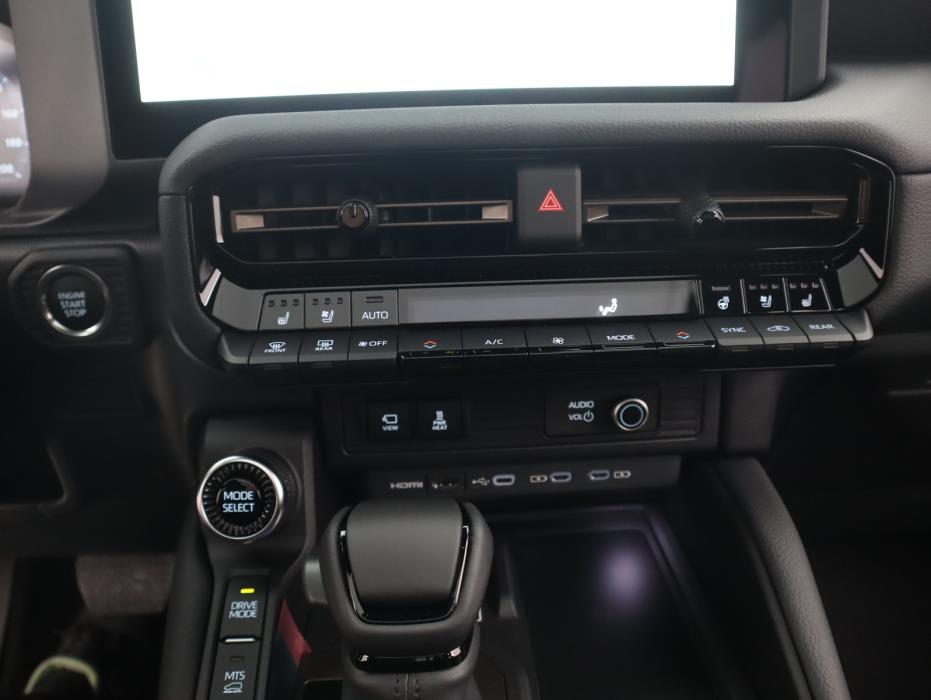 TOYOTA Land Cruiser 2024