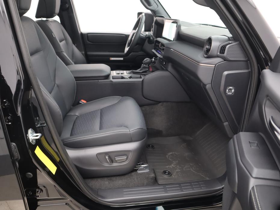 TOYOTA Land Cruiser 2024
