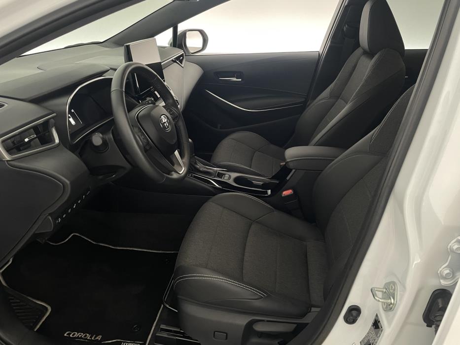 TOYOTA Corolla 2024
