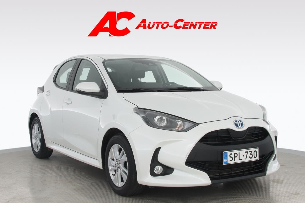 TOYOTA Yaris 2023