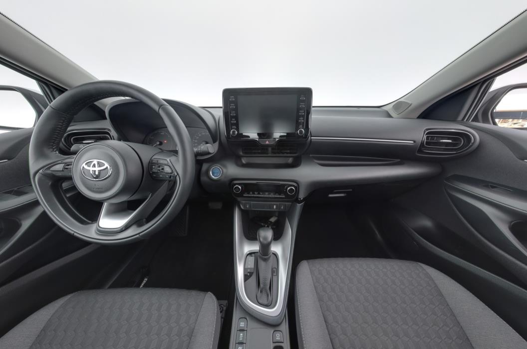 TOYOTA Yaris 2023