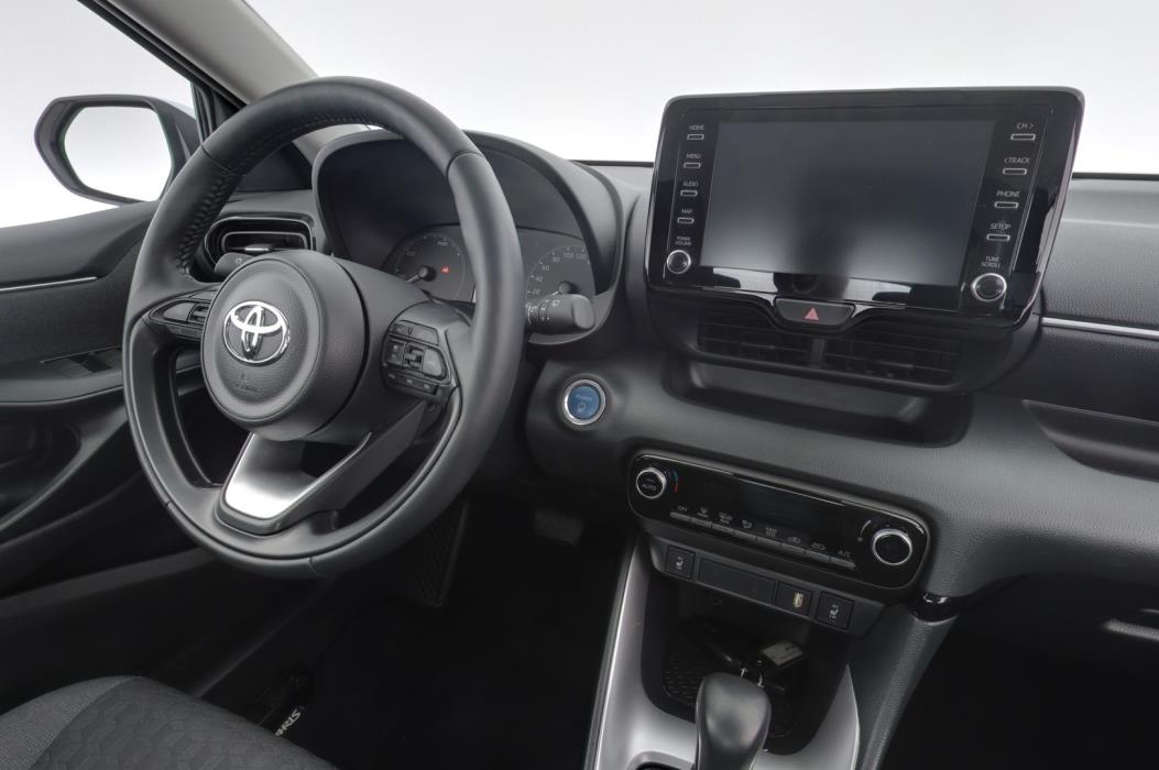 TOYOTA Yaris 2023