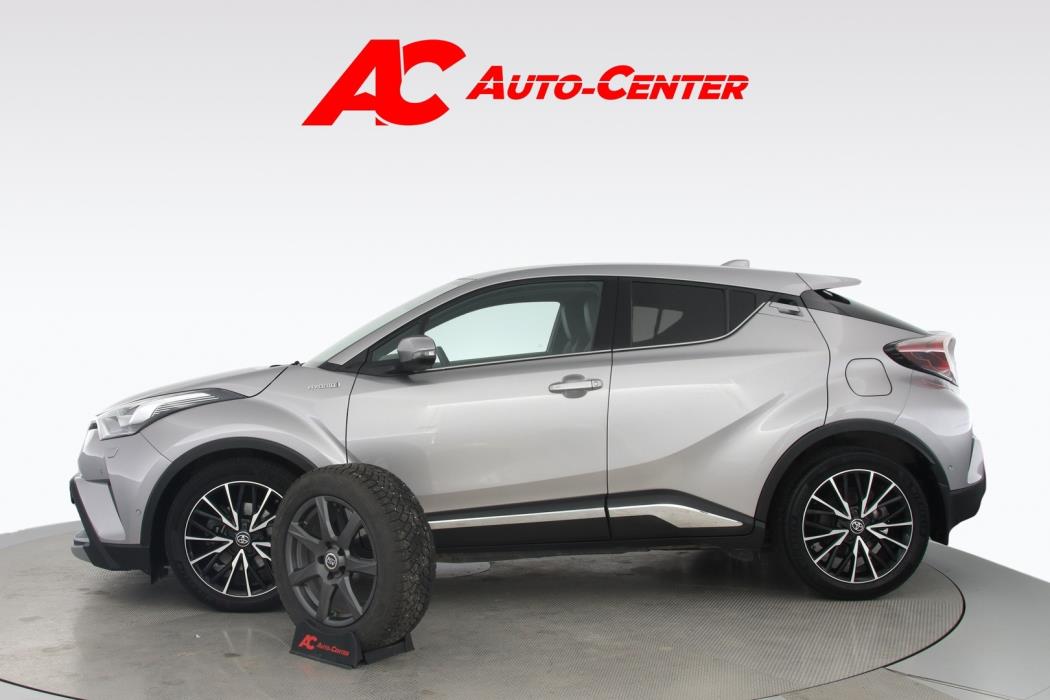 TOYOTA C-HR 2017