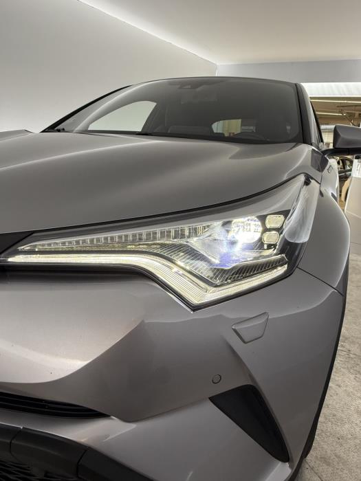TOYOTA C-HR 2017