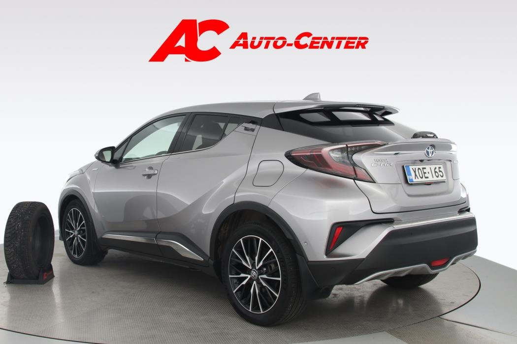 TOYOTA C-HR 2017