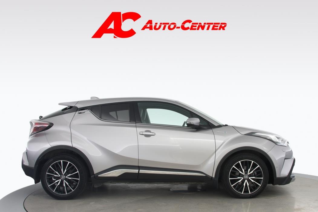 TOYOTA C-HR 2017