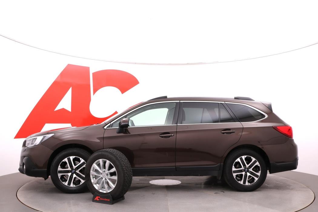 SUBARU Outback 2018
