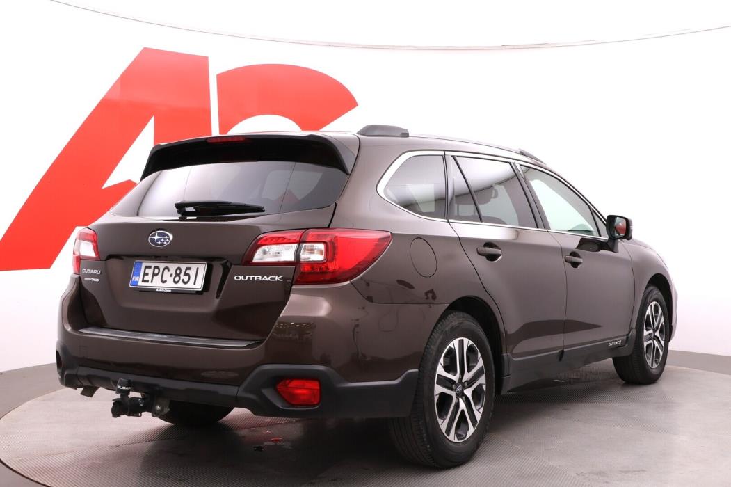 SUBARU Outback 2018