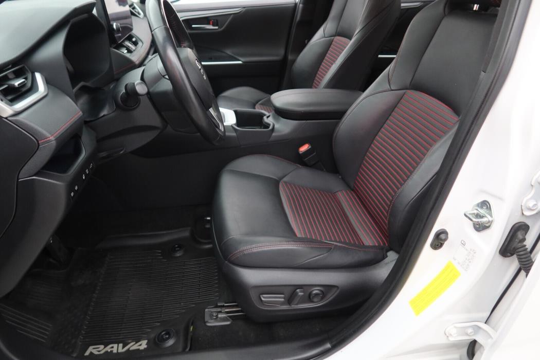 TOYOTA RAV4 Plug-in 2023