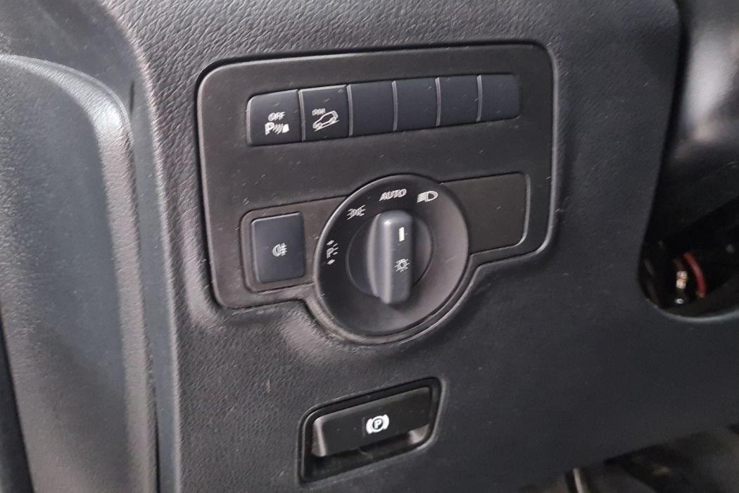MERCEDES-BENZ VITO 2019