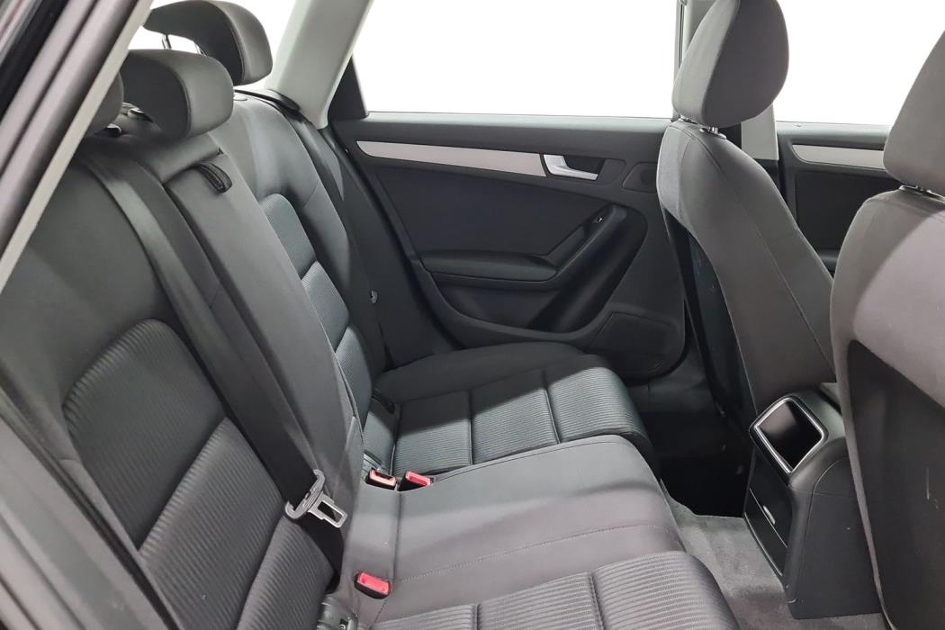 AUDI A4 2014