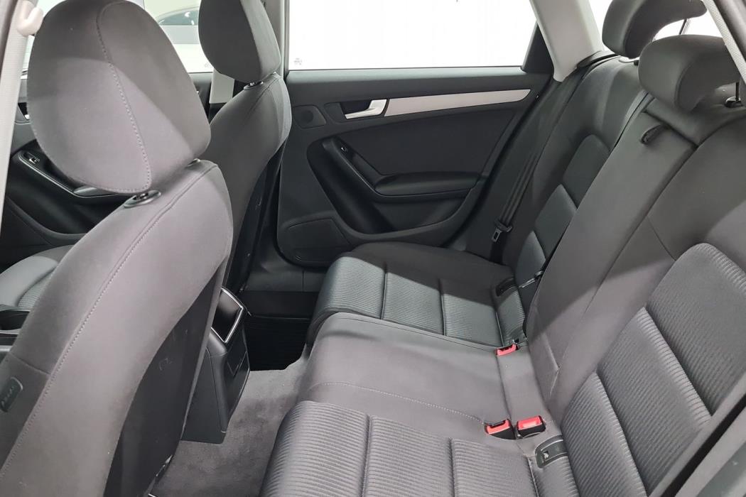 AUDI A4 2014