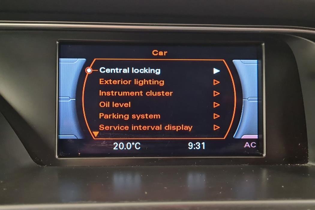 AUDI A4 2014