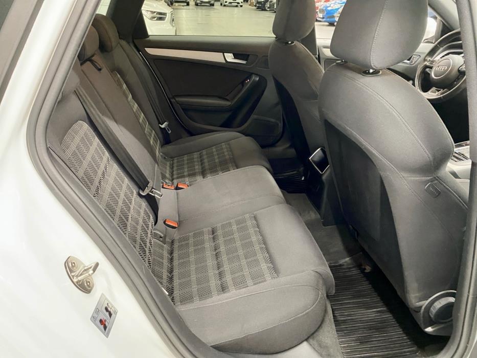 AUDI A4 2013