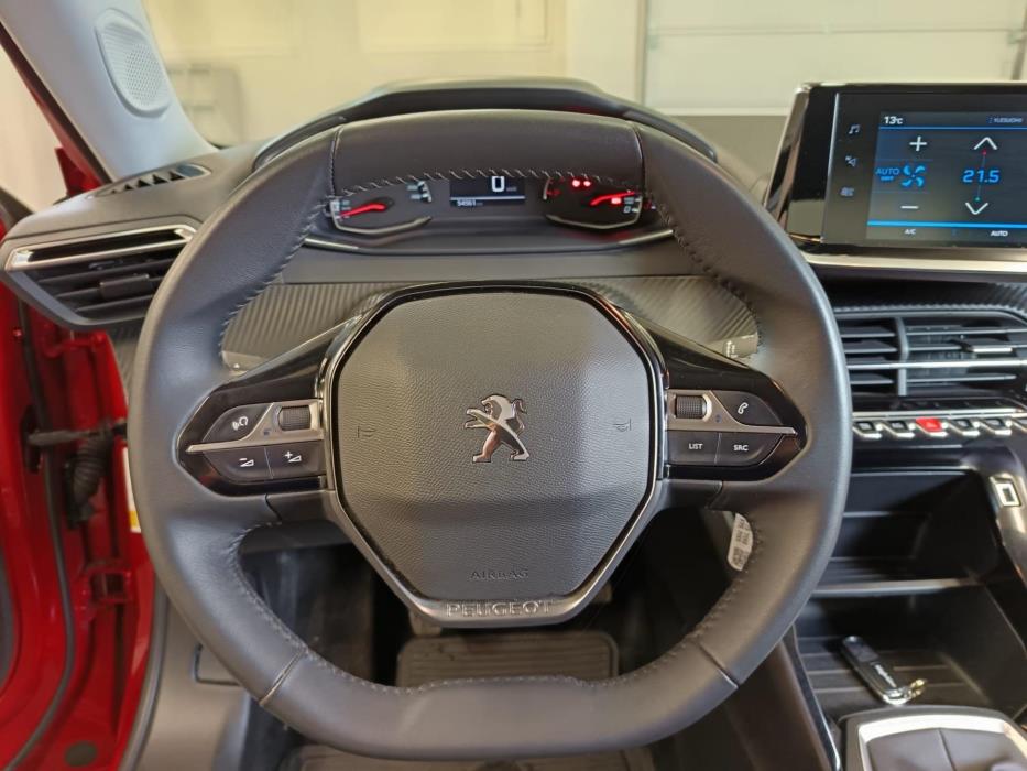 PEUGEOT 2008 2021