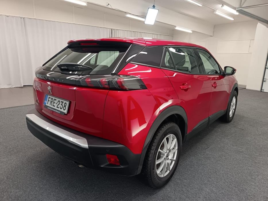 PEUGEOT 2008 2021