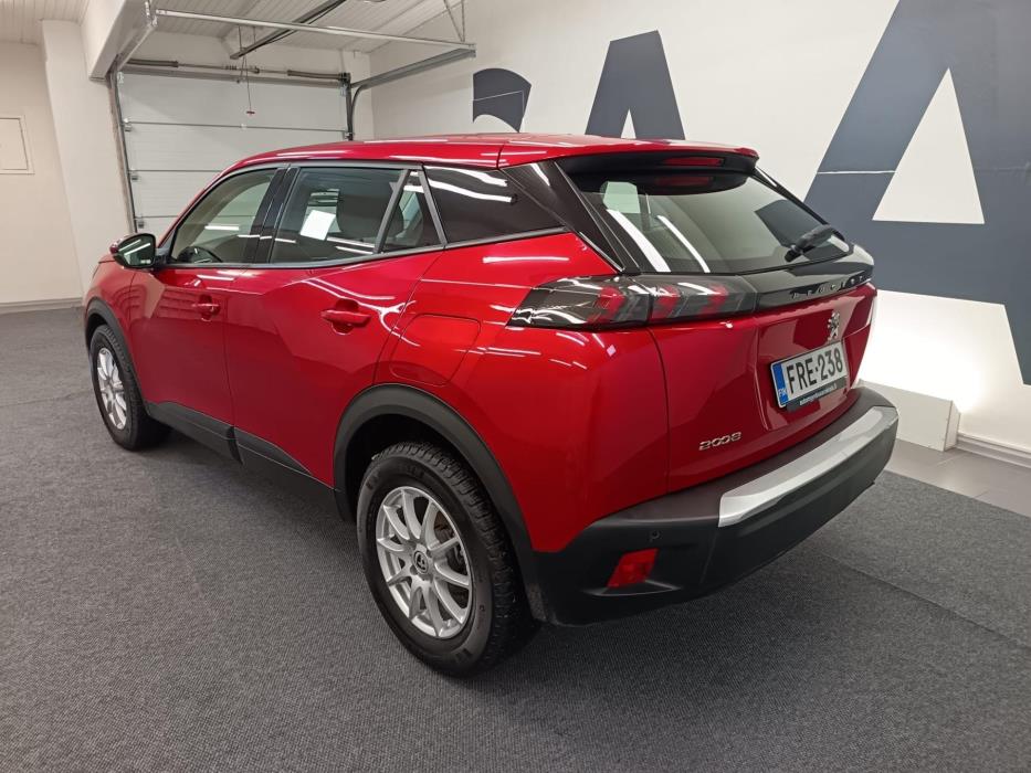 PEUGEOT 2008 2021